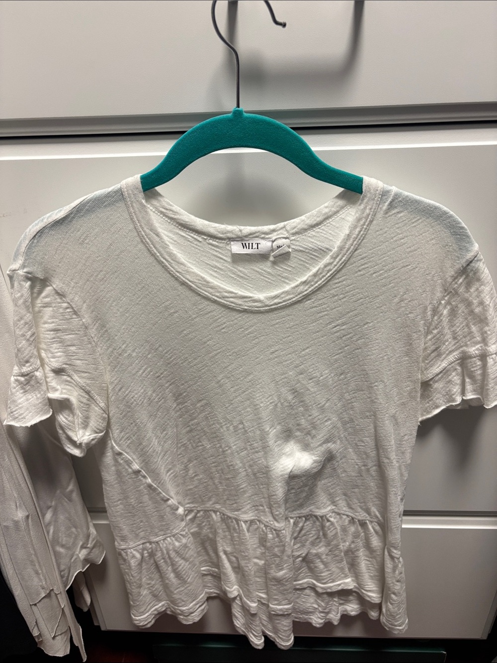 WILT White Short Sleeve Ruffle-Hem Tee XS
